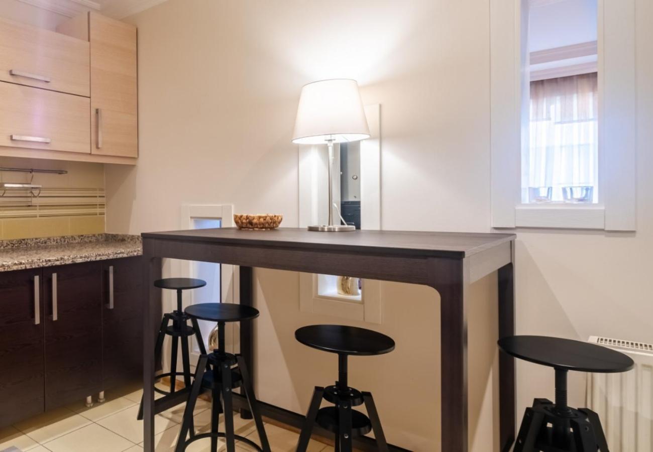 Exclusive Flat With Balcony In Nisantasi Appartement Istanboel Buitenkant foto