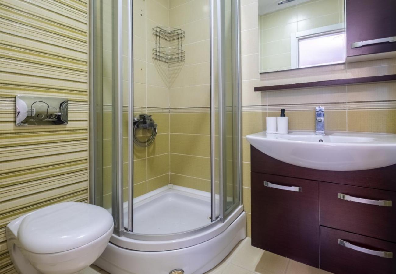 Exclusive Flat With Balcony In Nisantasi Appartement Istanboel Buitenkant foto